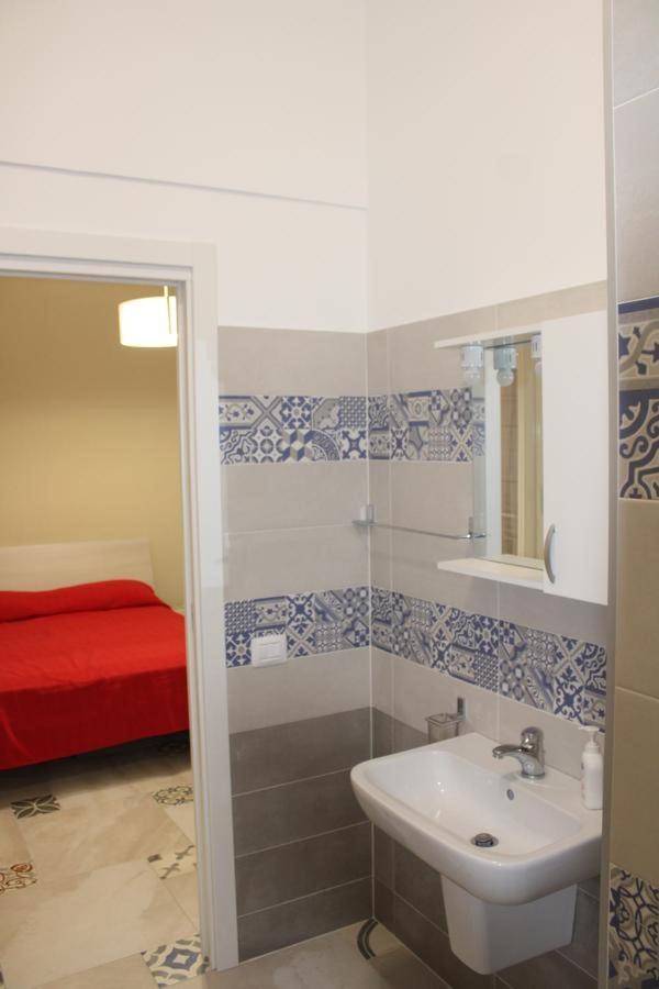 La Stanza Vicino Al Mare , Una Camera Da Letto E Bagno Con Balcone Vista Mare Apartment Балестрате Екстериор снимка
